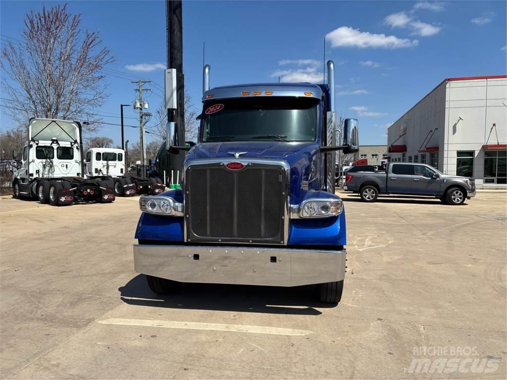 Peterbilt 567 Motrici e Trattori Stradali