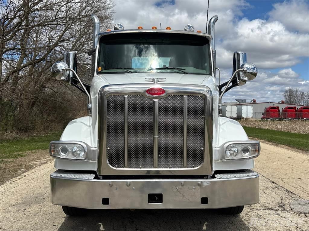 Peterbilt 567 Motrici e Trattori Stradali
