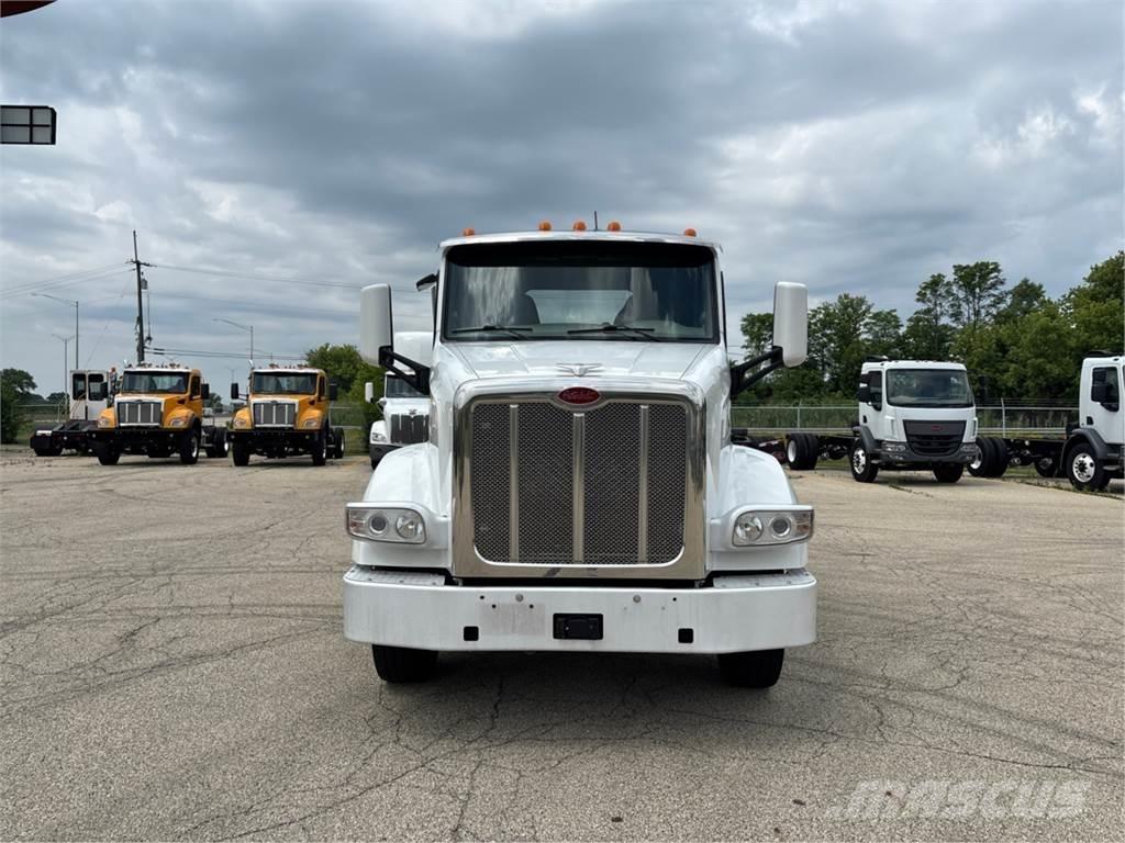 Peterbilt 567 Motrici e Trattori Stradali