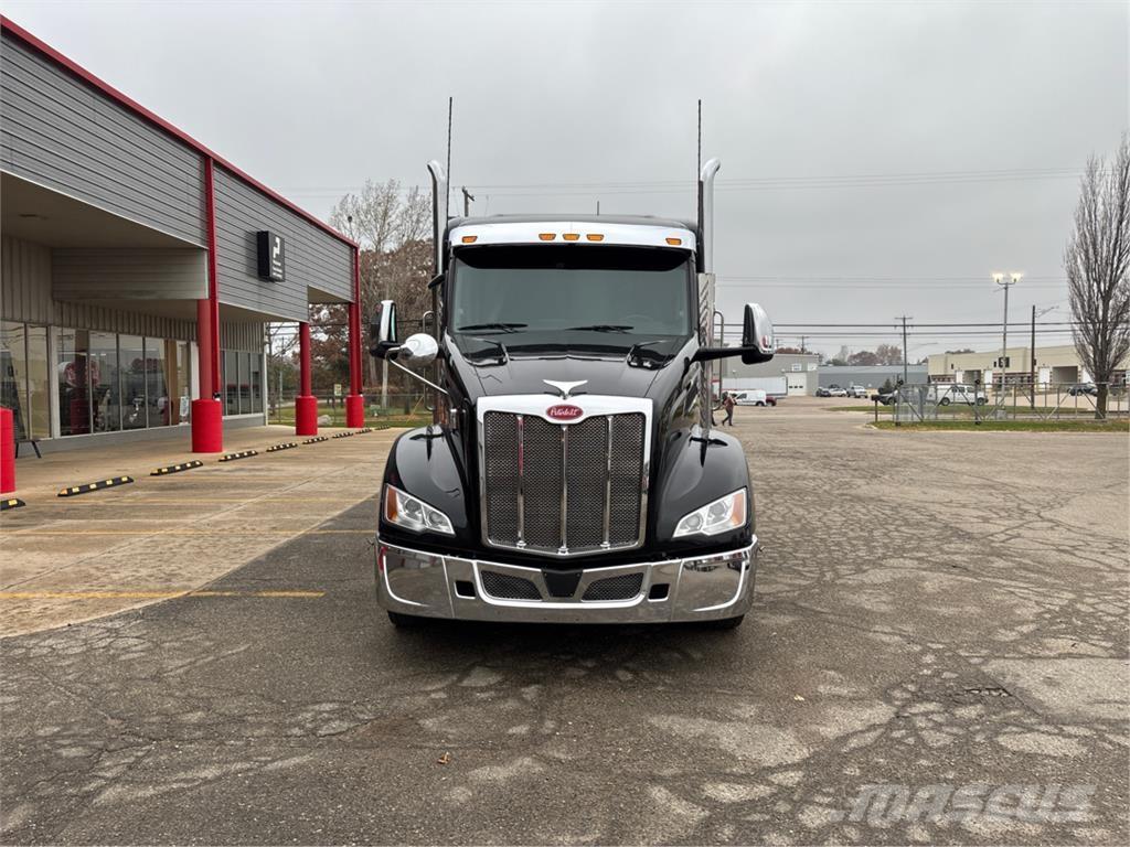 Peterbilt 579 Motrici e Trattori Stradali