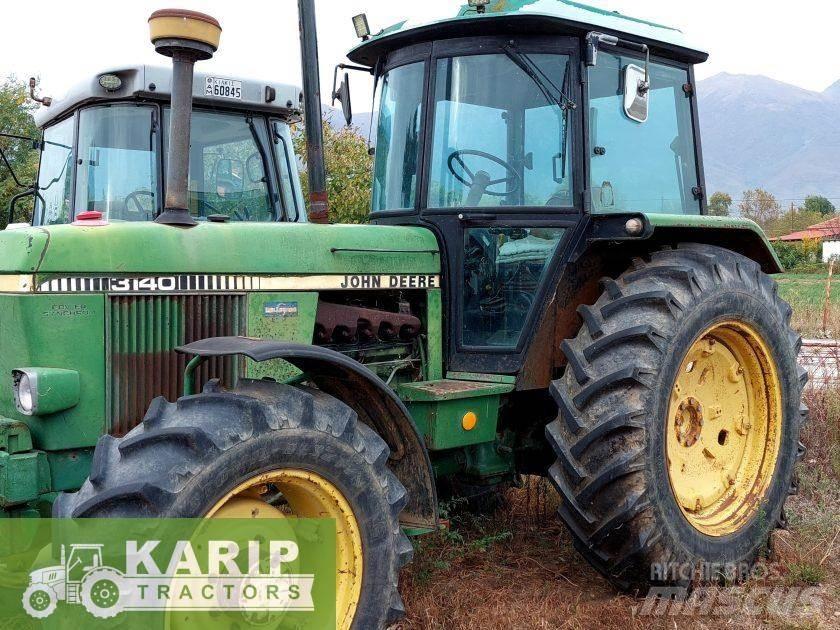 John Deere  Trattori