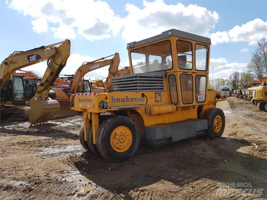 Bomag SGW-17 Rulli gommati