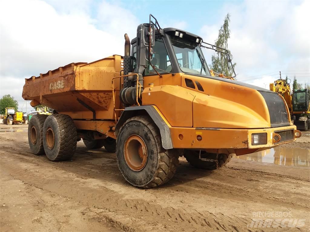 CASE 330 Dumpers articolati