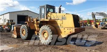 CASE 921 B Pale gommate