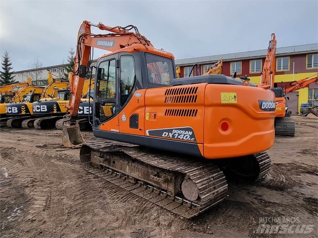 Doosan DX140LC-3 Escavatori cingolati