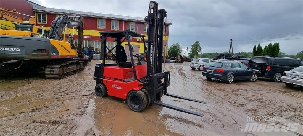 Kita DV35A Carrelli elevatori diesel