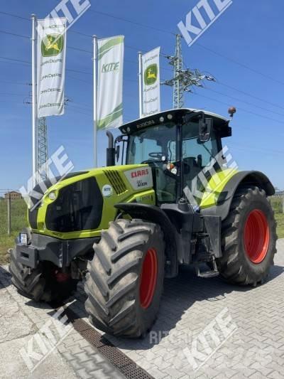 CLAAS Axion 810 Trattori