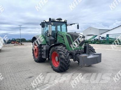 Fendt 826 VARIO Trattori