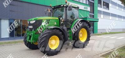 John Deere 6210R Trattori