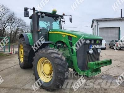 John Deere 8130 Trattori