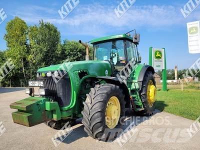 John Deere 8220 Trattori