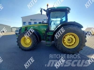 John Deere 8335R Trattori