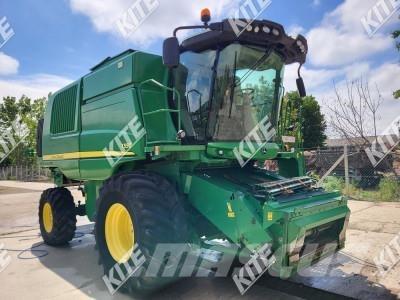 John Deere T550 Mietitrebbiatrici