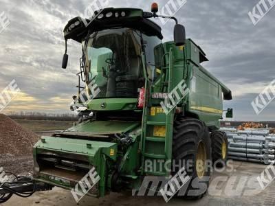 John Deere T660 Mietitrebbiatrici