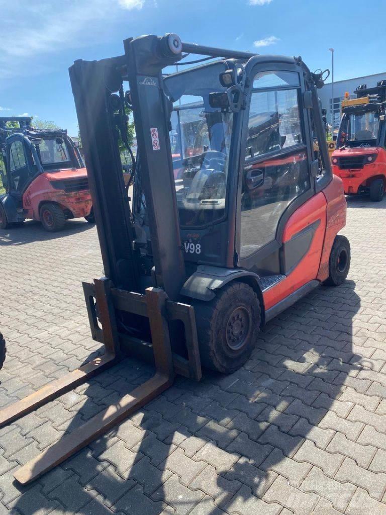 Linde H 35 T-01 Carrelli elevatori GPL