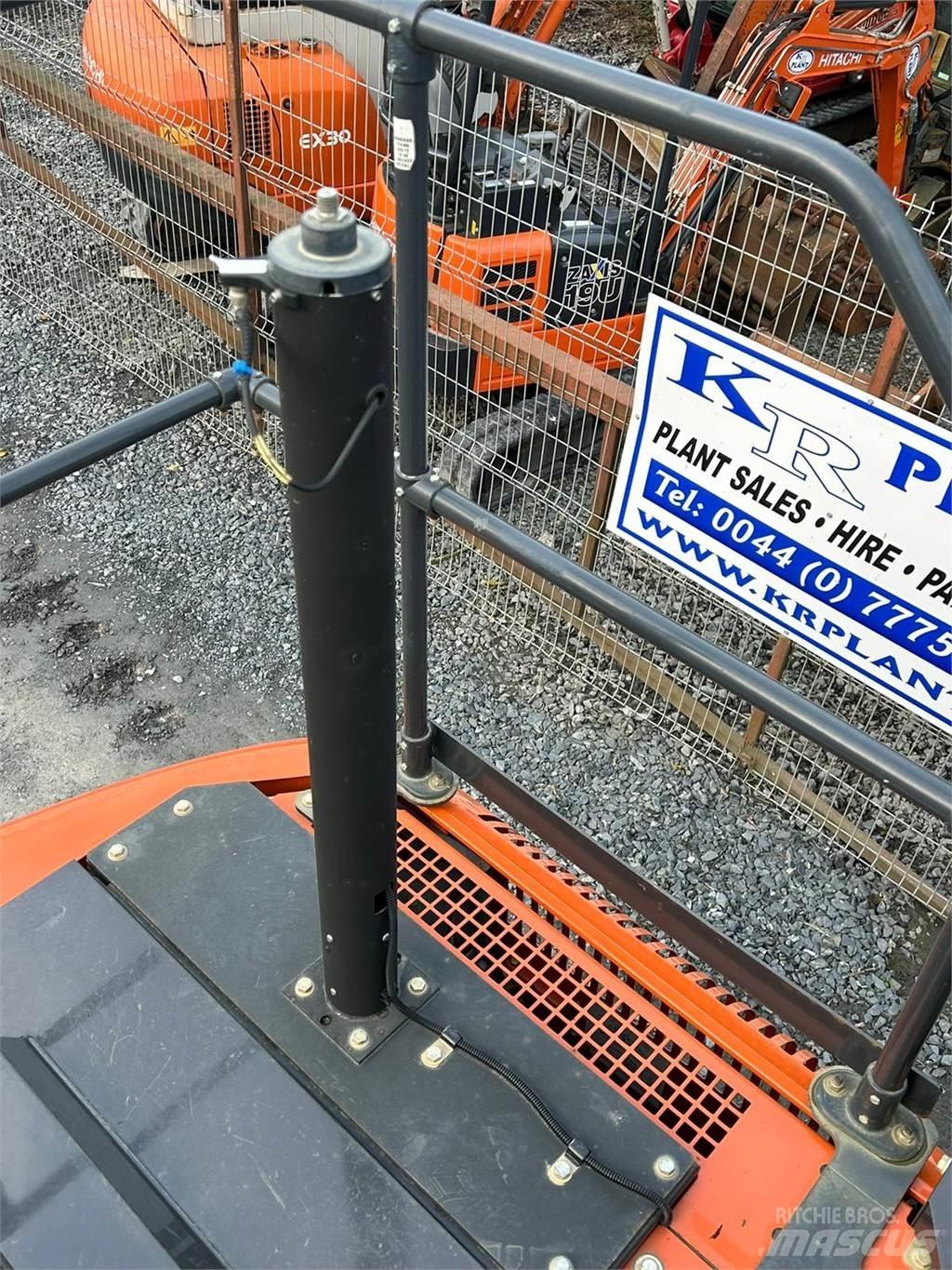 Hitachi ZX130LCN-6 Escavatori cingolati