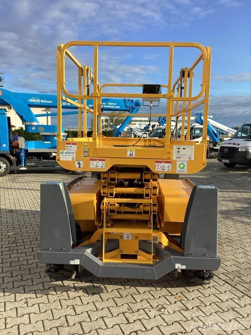 Haulotte Compact10DX Piattaforme a pantografo