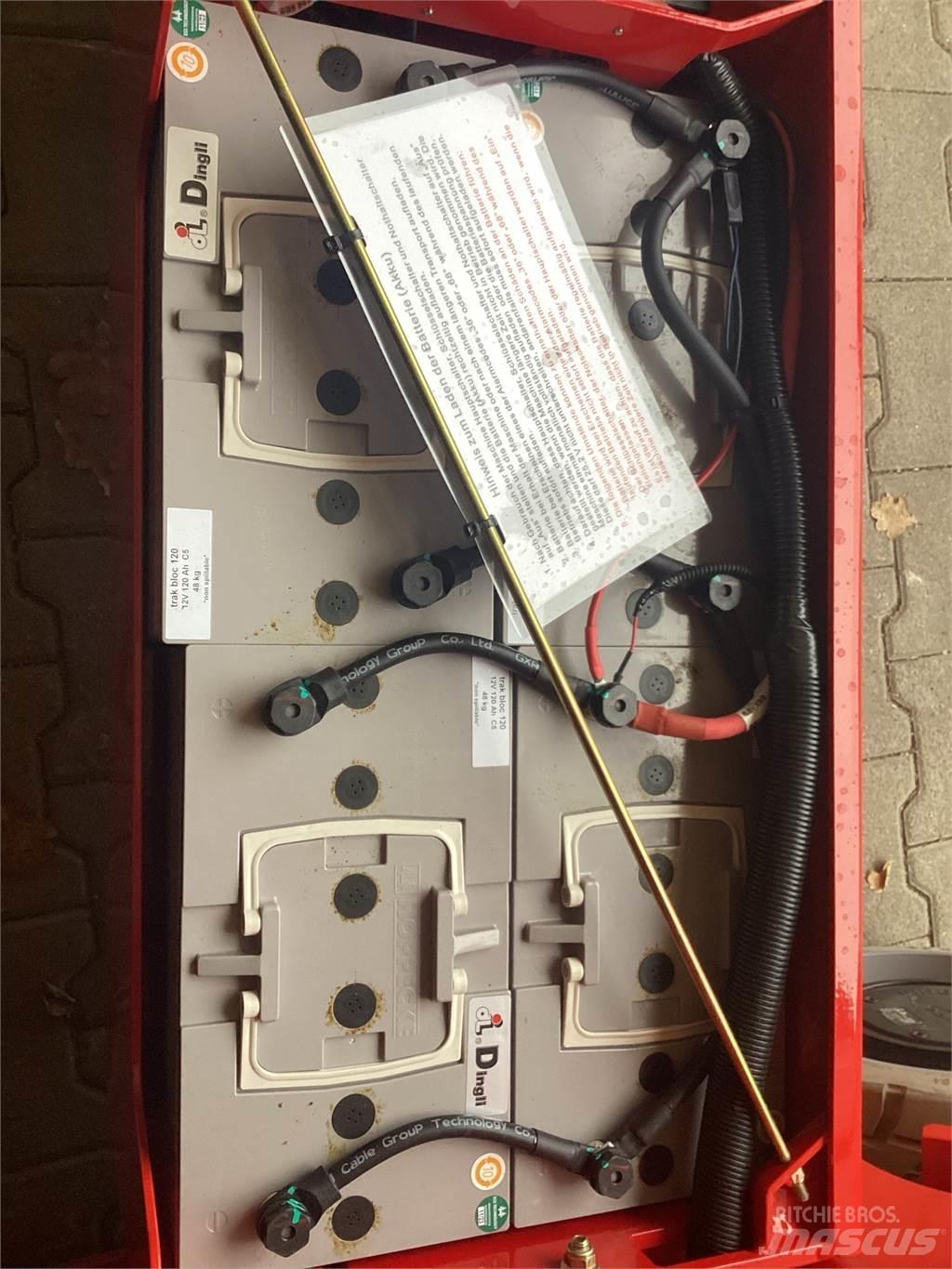 Magni ES1208AC Piattaforme a pantografo