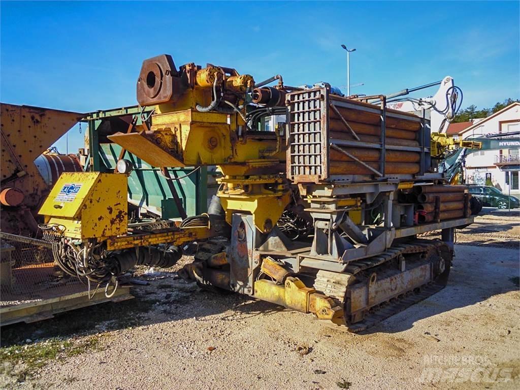 Atlas Copco Mustang 13-F3 Perforatrici di superficie