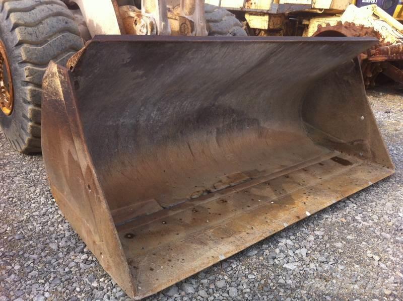 CAT 980C Pale gommate