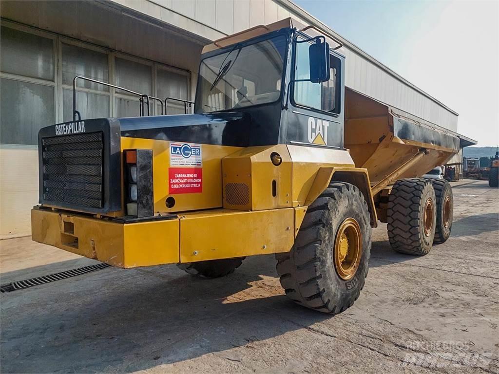 CAT D250E Dumpers articolati