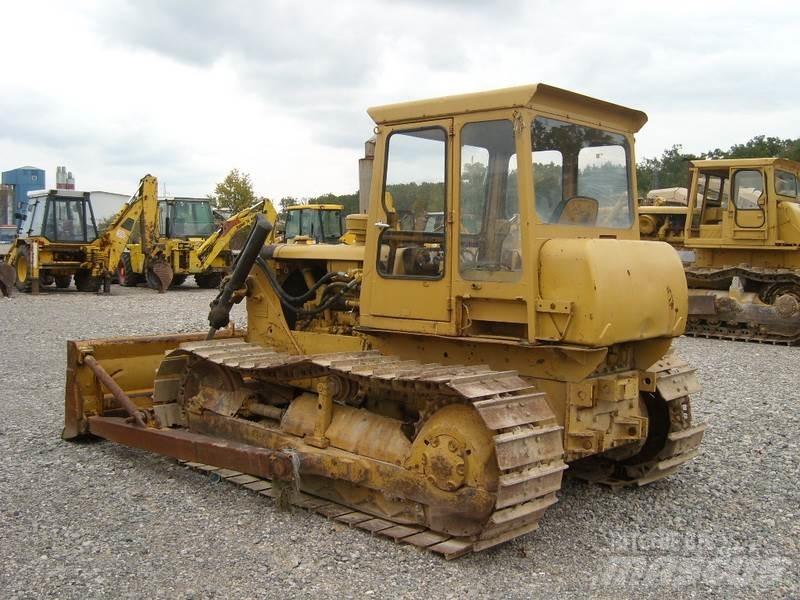 CAT D4 Dozer cingolati