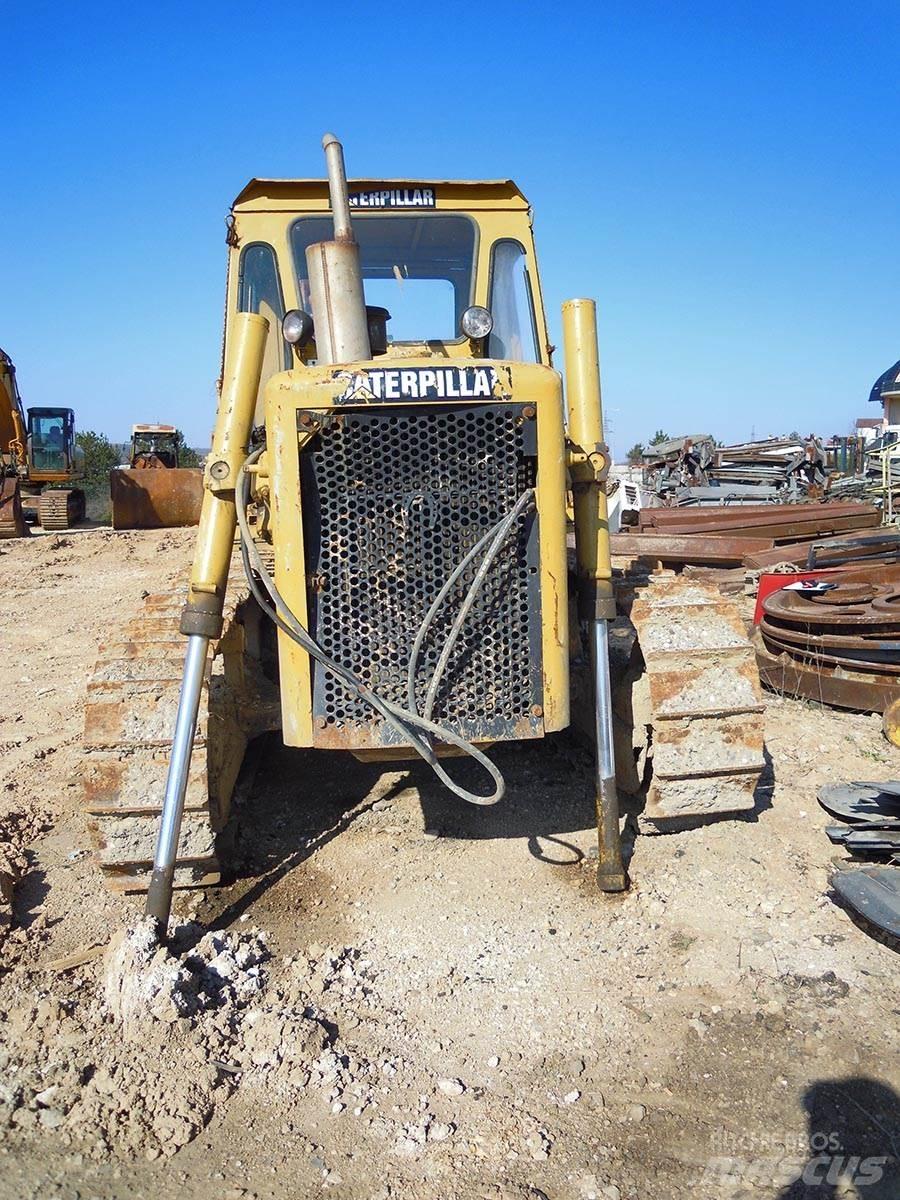 CAT D5B Dozer cingolati