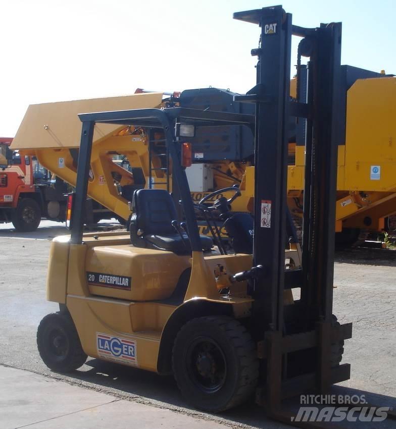 CAT DP20 Carrelli elevatori diesel
