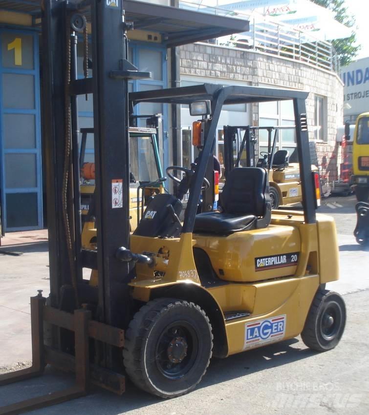 CAT DP20 Carrelli elevatori diesel