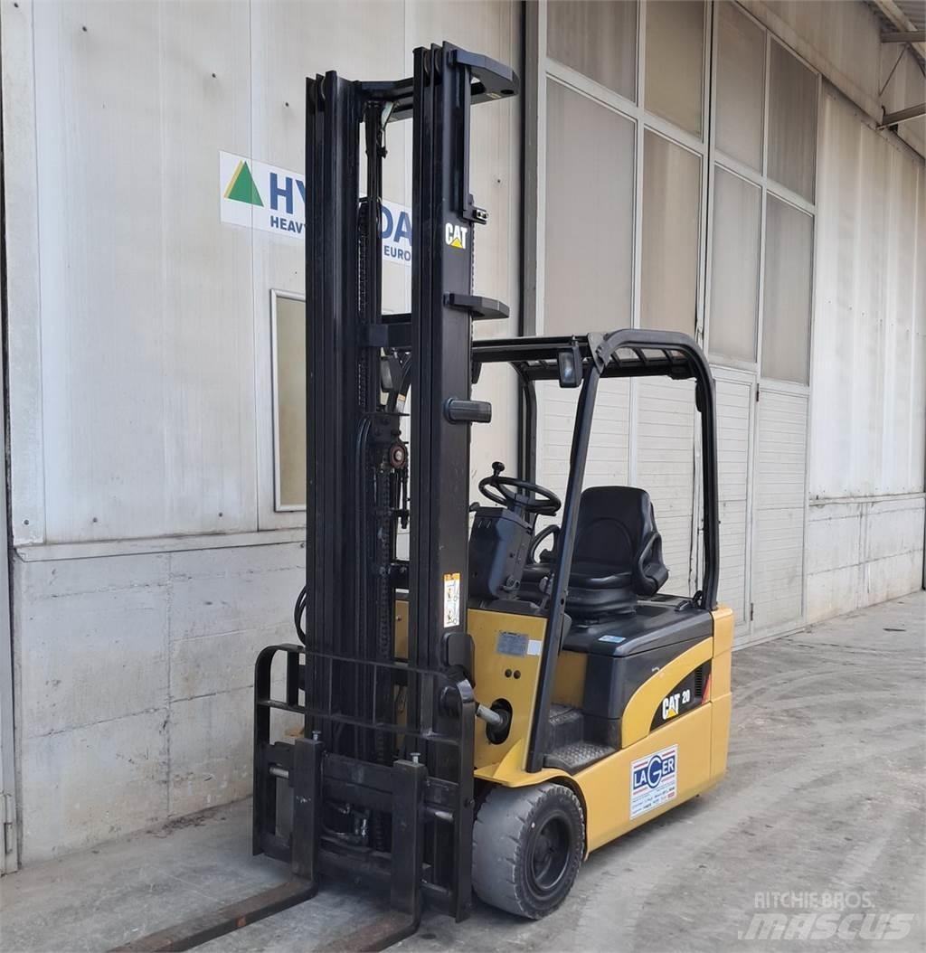 CAT EP20NT Transpallet manuale