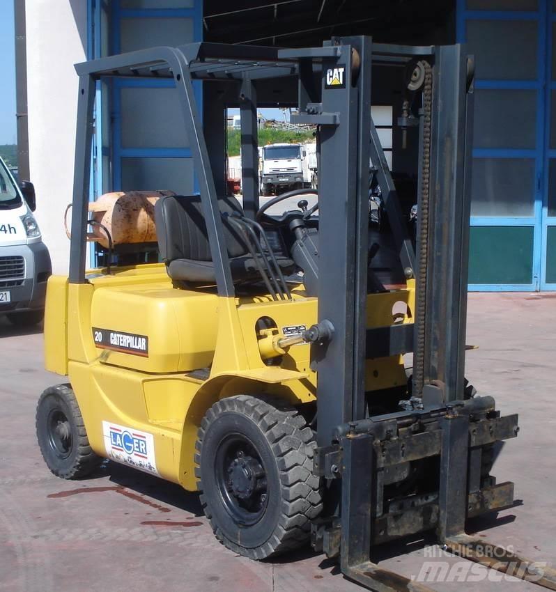CAT GP20 Carrelli elevatori GPL