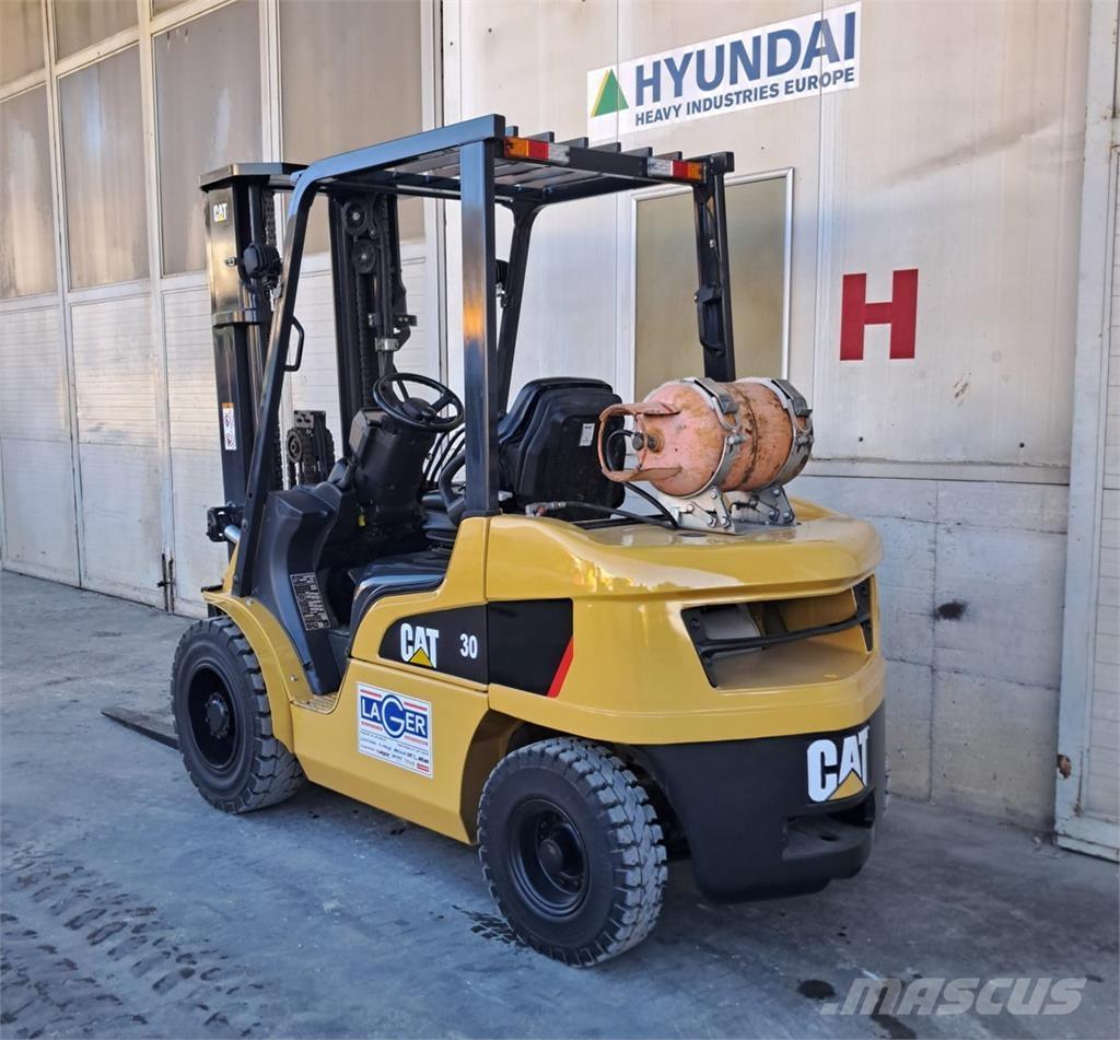 CAT GP30NT Carrelli elevatori GPL