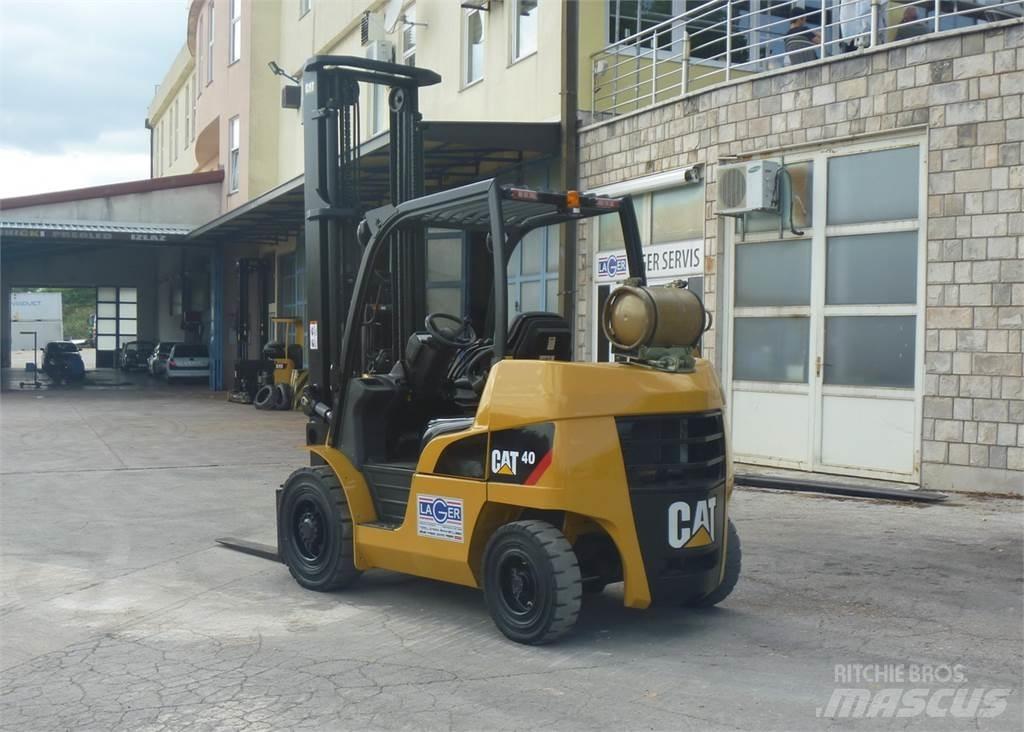 CAT GP40N Carrelli elevatori GPL