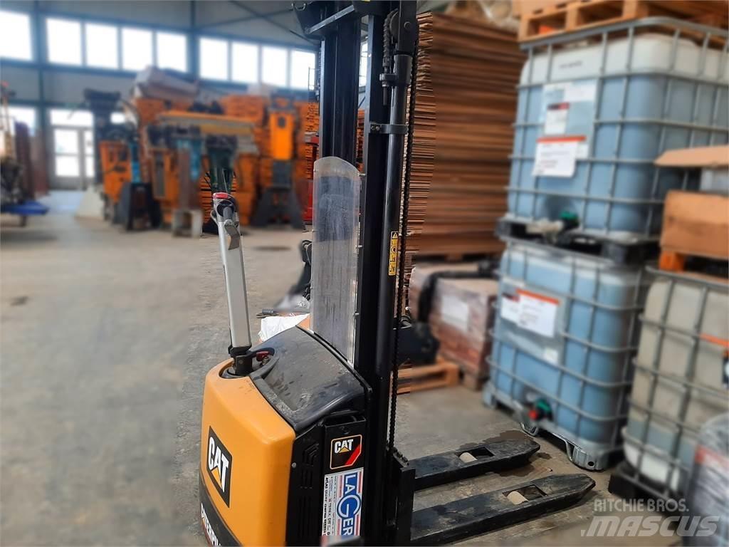 CAT NSP12N Transpallet manuale