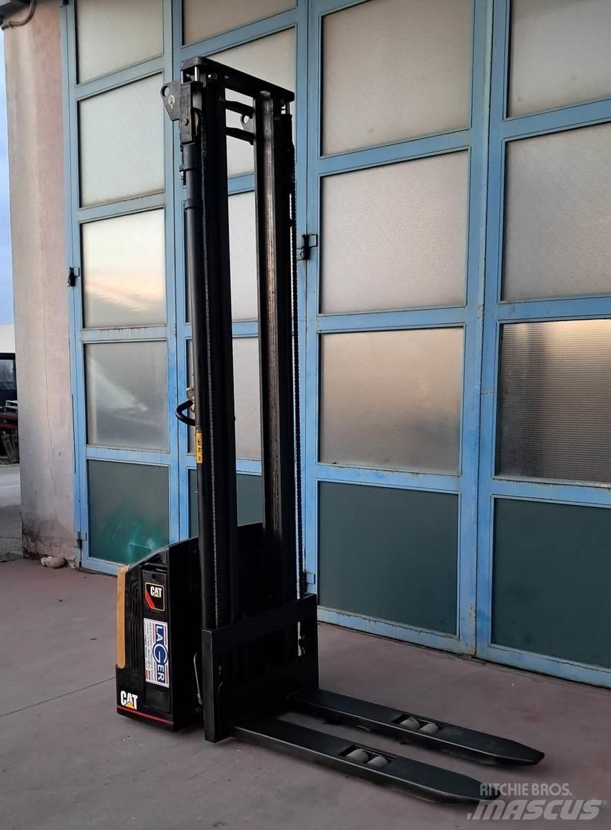 CAT NSP12N Transpallet manuale
