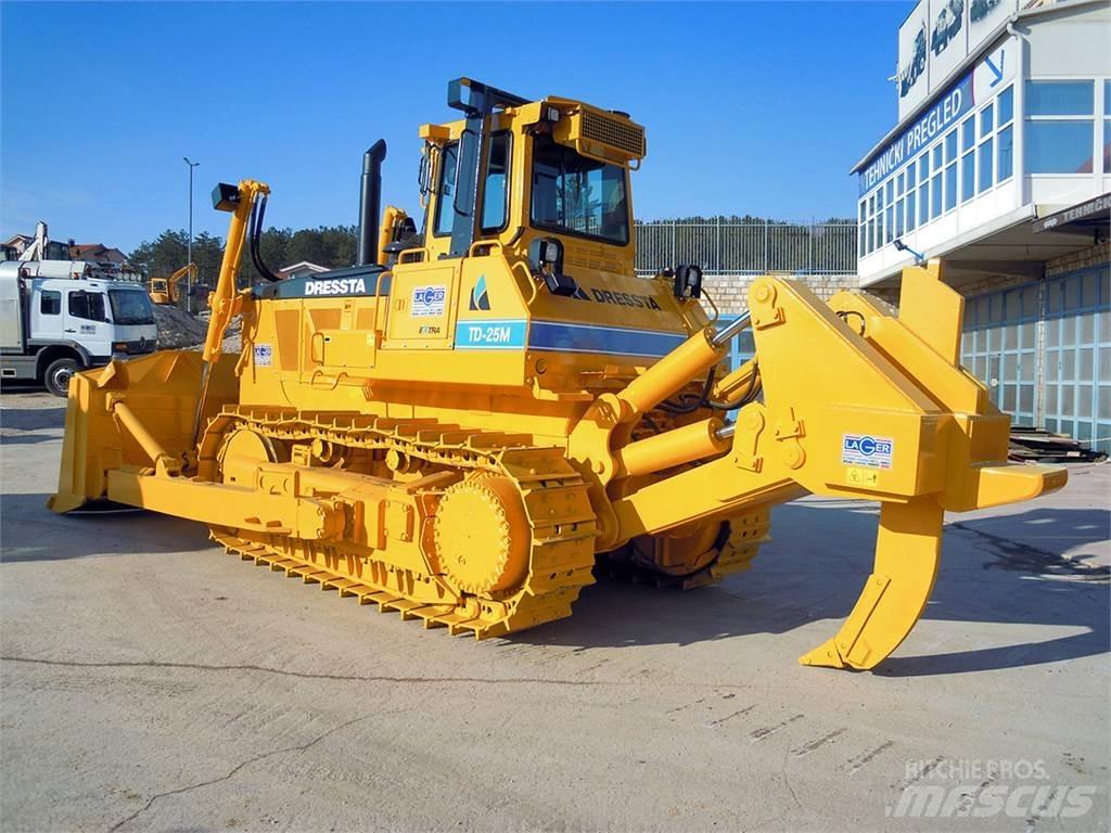 Dressta TD-25M Dozer cingolati