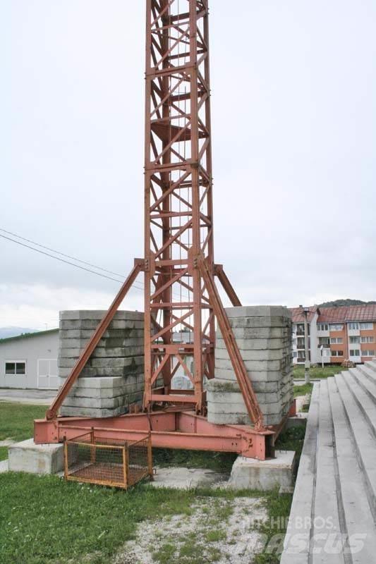 Fering F42-13 Gru a torre