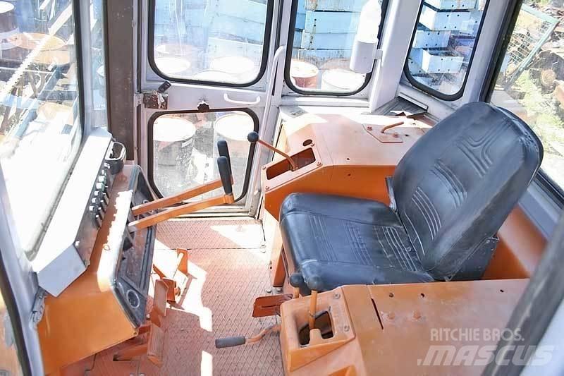 Fiat-Hitachi FD 20 Dozer cingolati