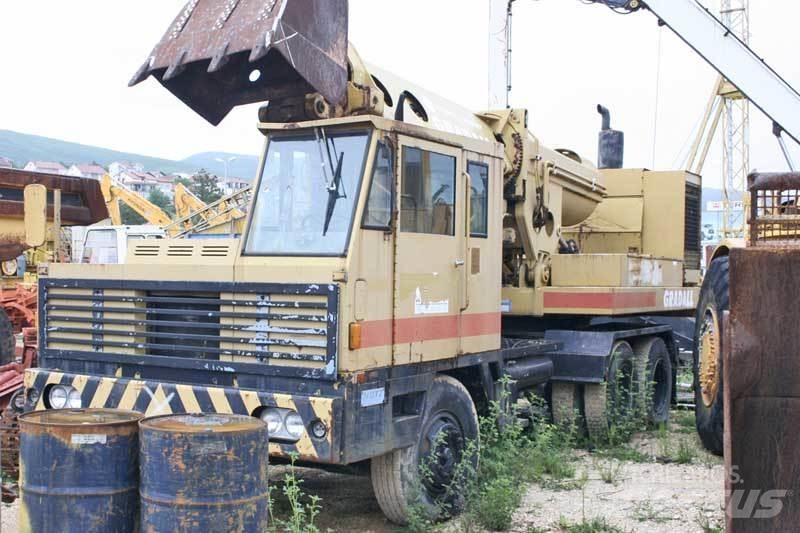 Gradall G660A Escavatori gommati