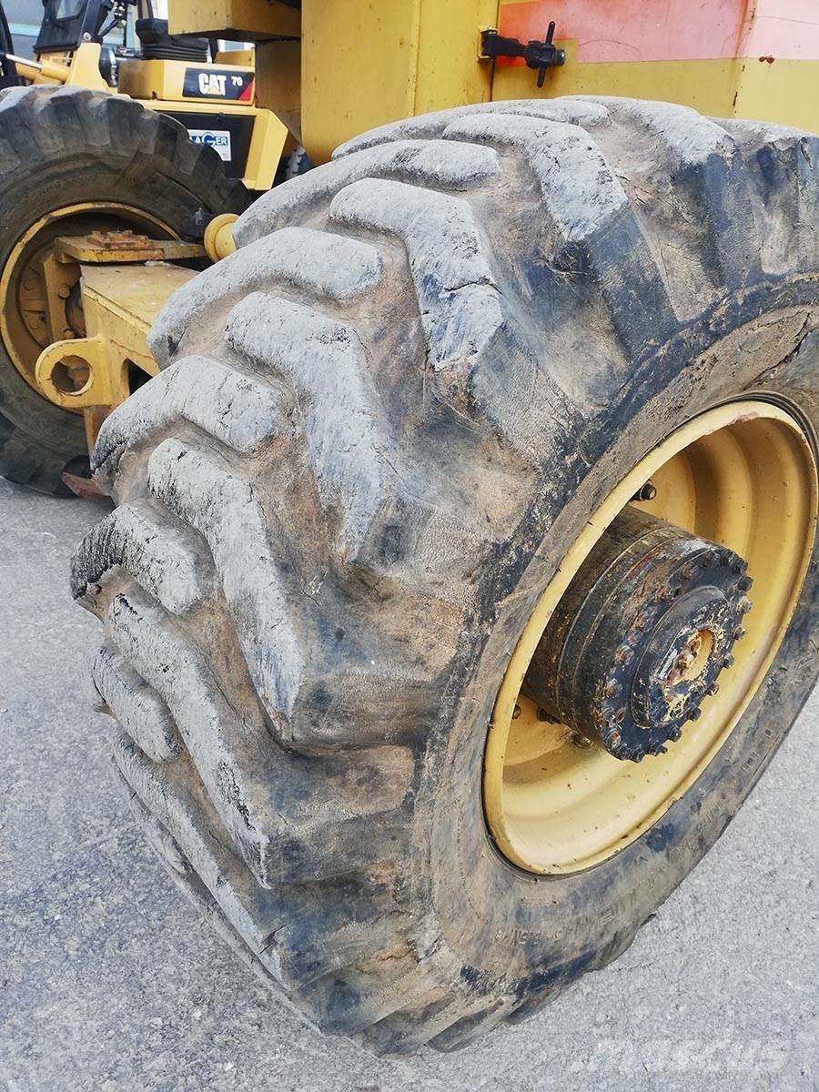 Grove AMZ 66 XT Piattaforme a braccio articolato