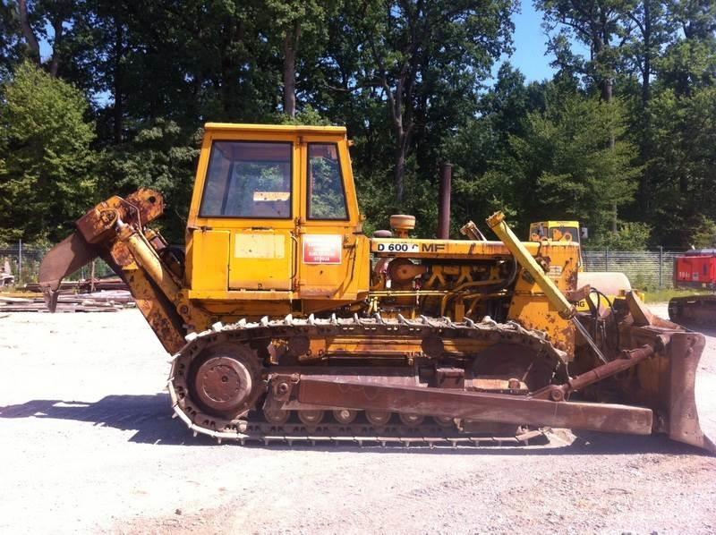 Hanomag D600 Dozer cingolati
