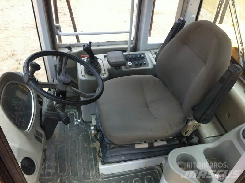 Hyundai HL770-7 Pale gommate