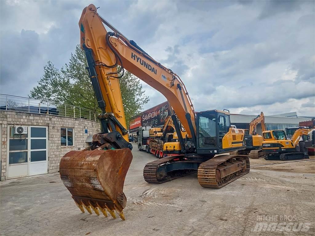 Hyundai HX330L Escavatori cingolati