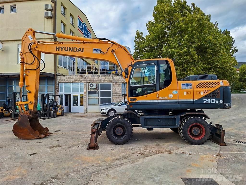 Hyundai R210W-9 Escavatori gommati
