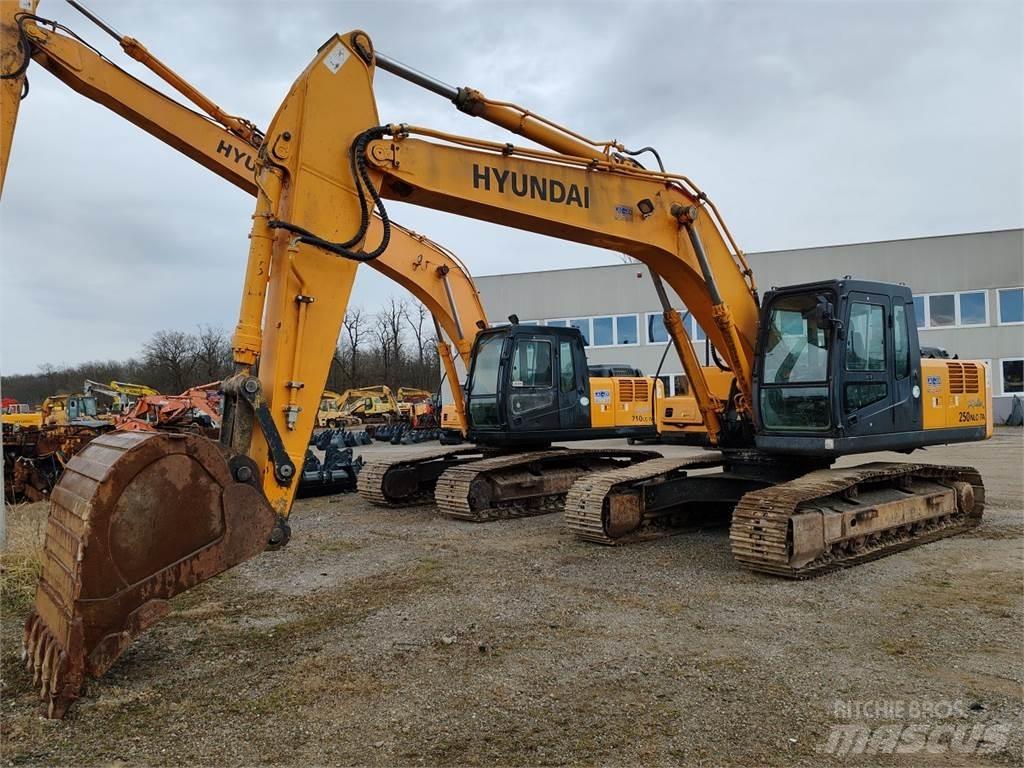 Hyundai R250NLC-7A Escavatori cingolati