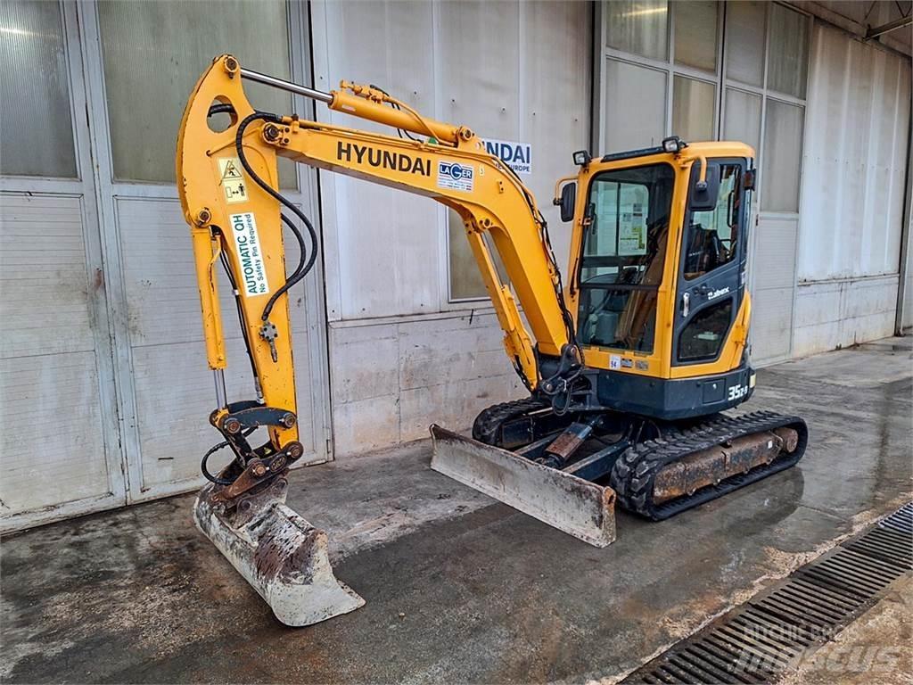 Hyundai R35Z-9 Miniescavatori