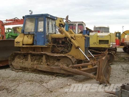 Komatsu D65E-8 Dozer cingolati