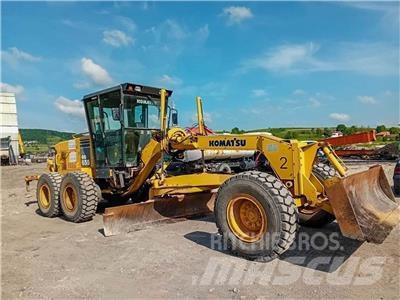Komatsu GD655-3A Motorgraders