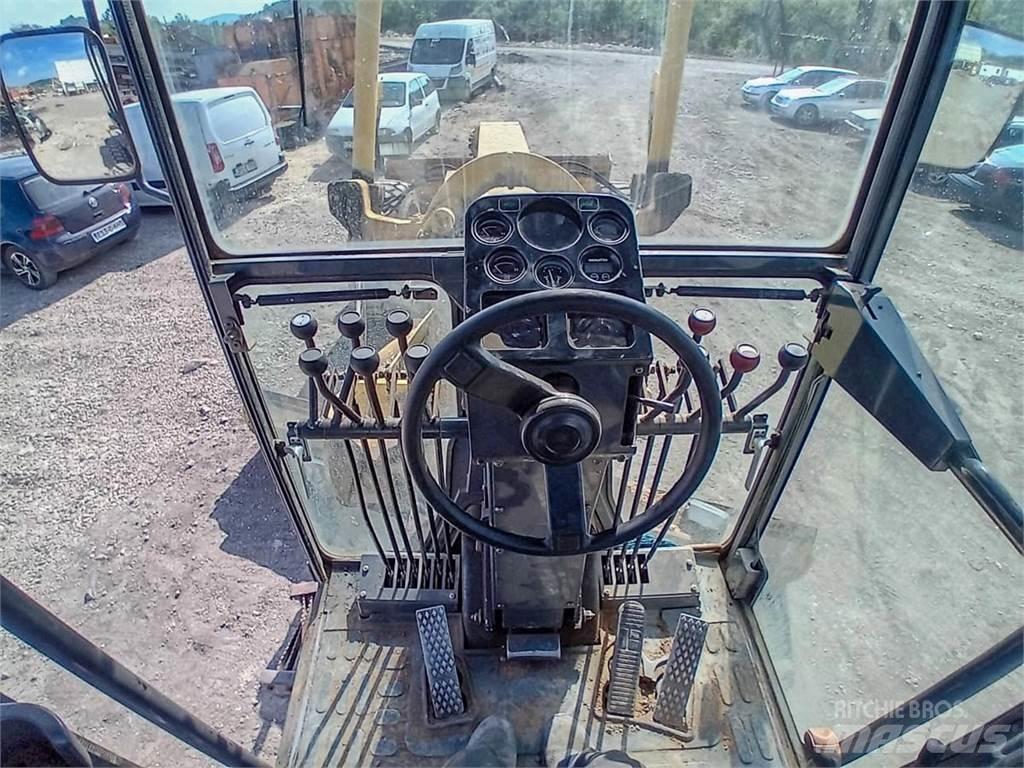 Komatsu GD655-3A Motorgraders