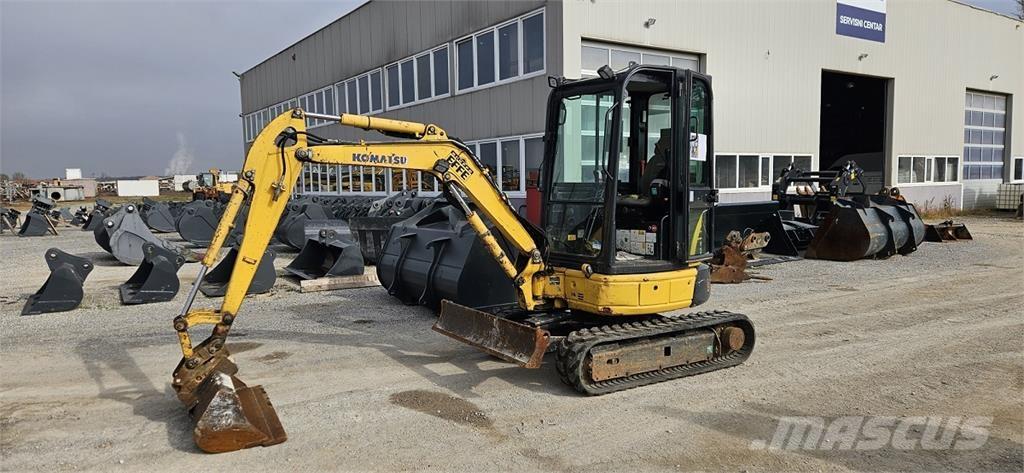 Komatsu PC26MR-3 Miniescavatori